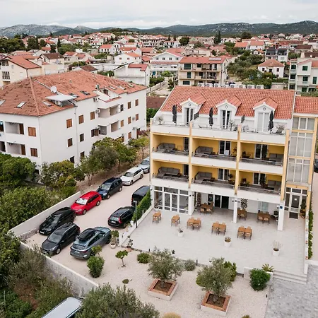 Babin Bed & Breakfast Pirovac